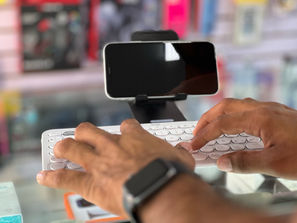 Logitech Pebble Keys 2: el teclado minimalista que no sabías que&nbsp;necesitabas